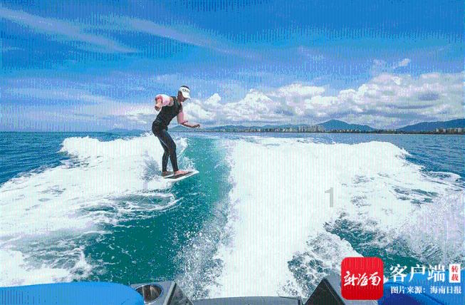 知名打假人揭小杨哥卖假货,小杨哥连夜紧急回应